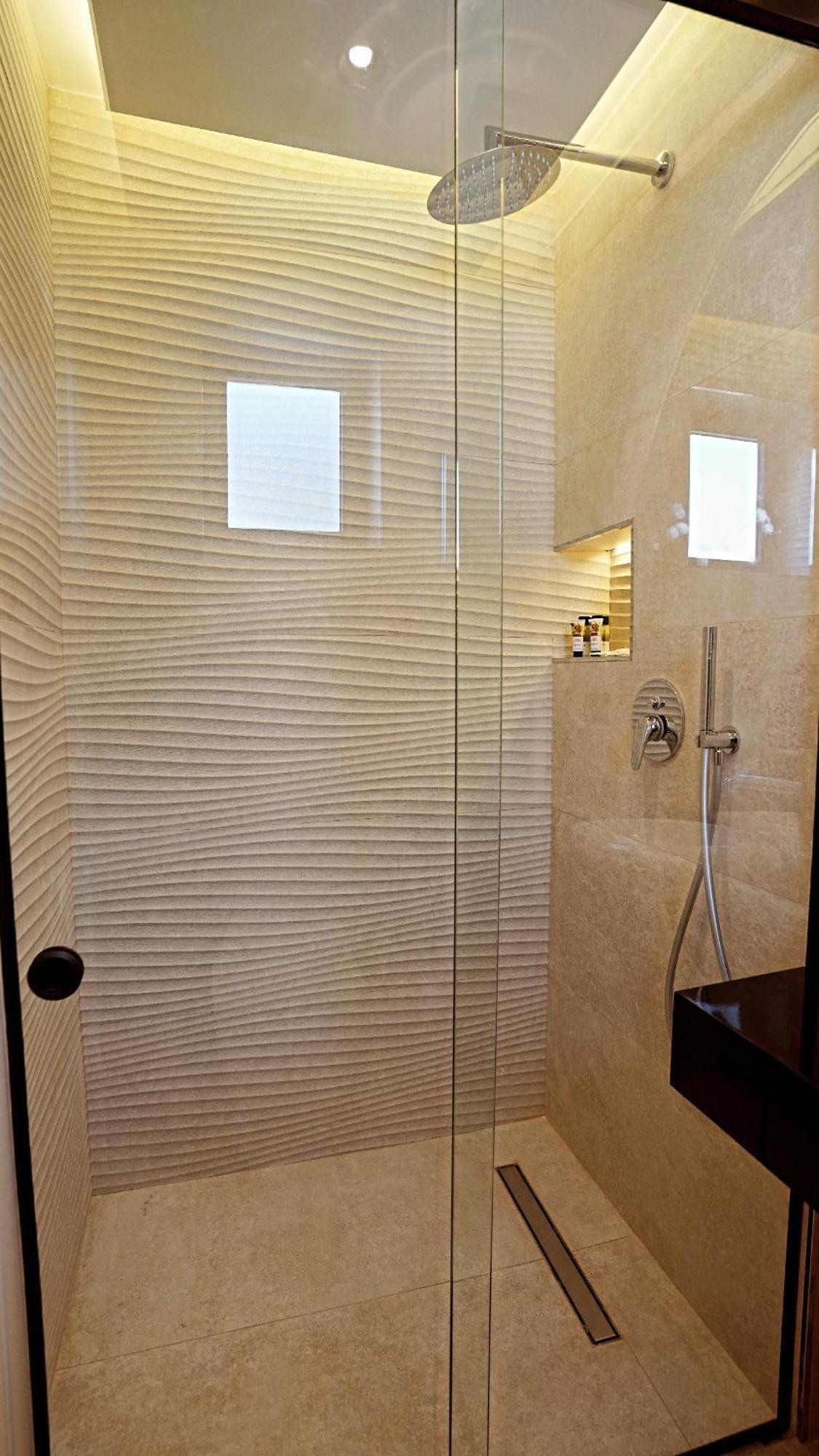 Boutique Hotel Empire Of Martin Gjirokaster Bagian luar foto