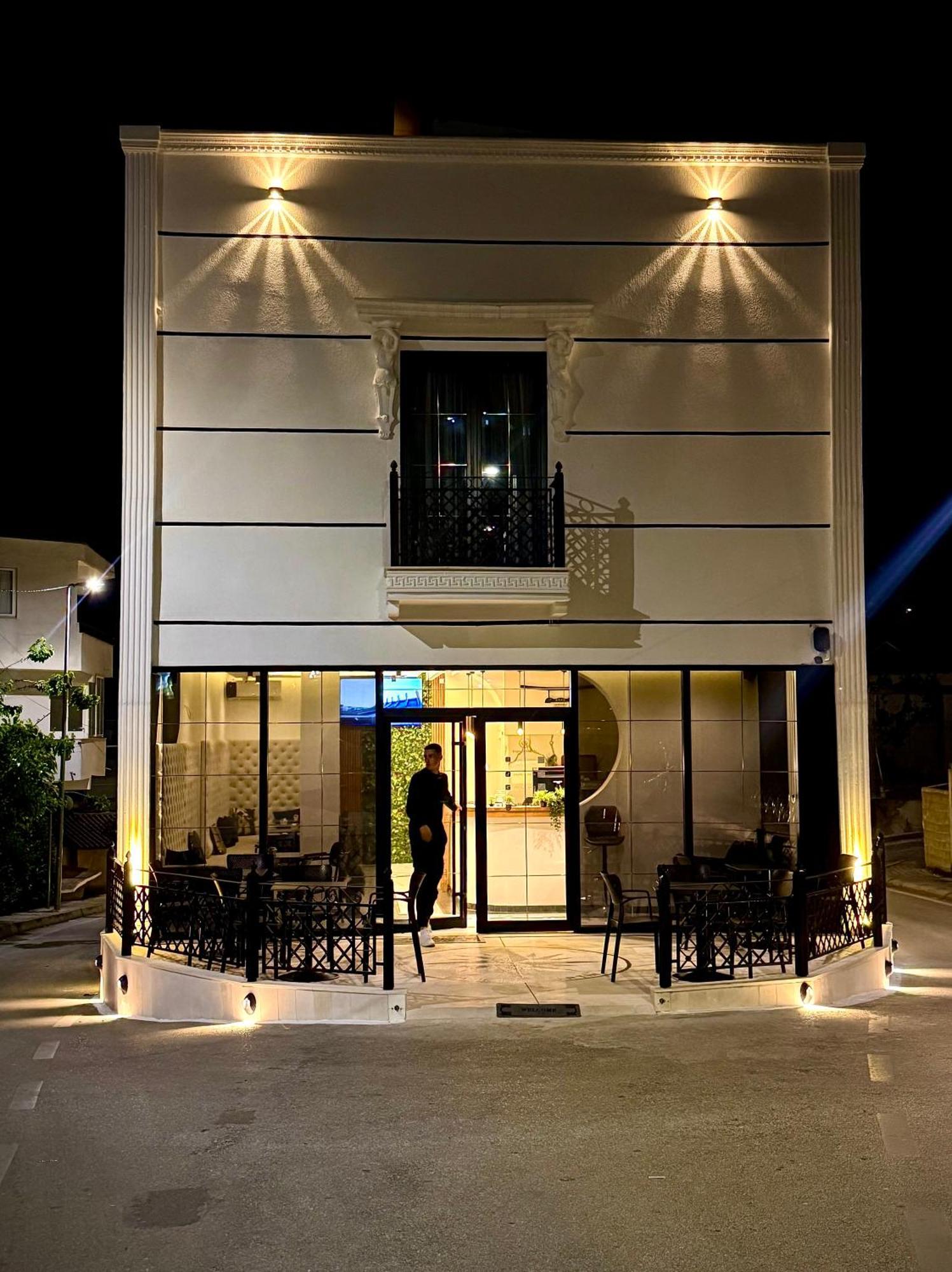 Boutique Hotel Empire Of Martin Gjirokaster Bagian luar foto