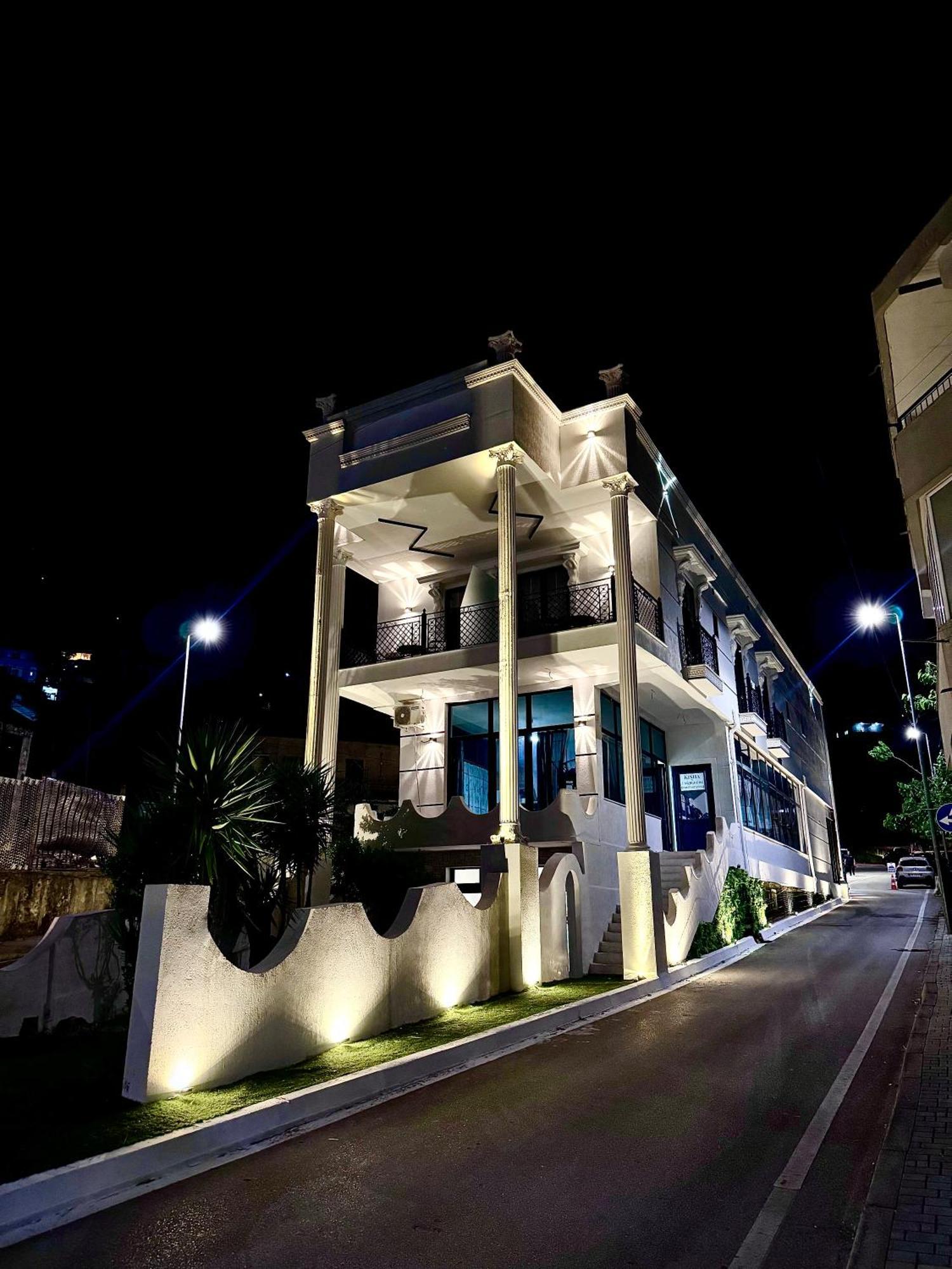 Boutique Hotel Empire Of Martin Gjirokaster Bagian luar foto